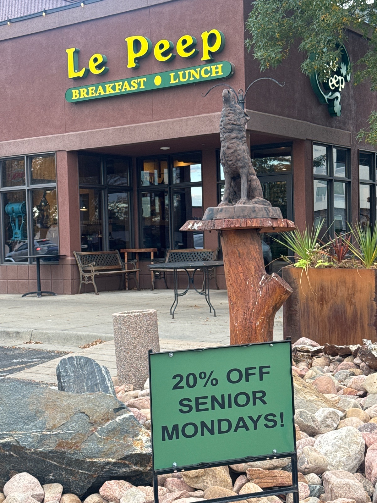 Le Peep American deal in Longmont